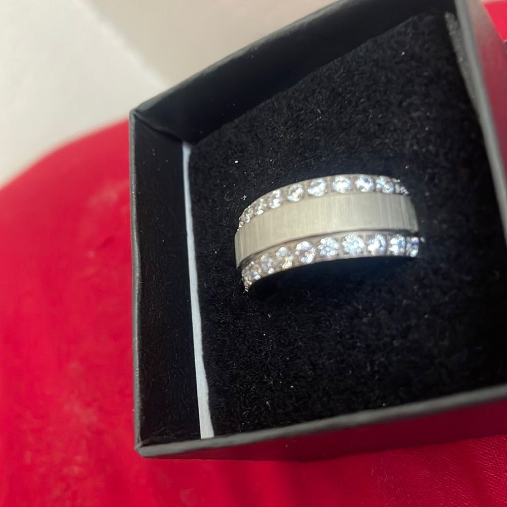 Men’s ring